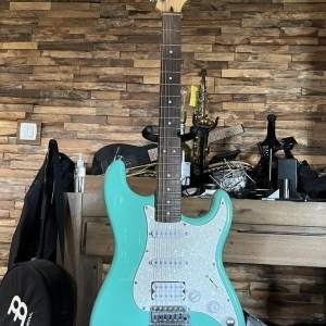 Fender Squier HSS Seafoam Green