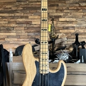 Vendue - Fender Jazz Bass American Deluxe natural