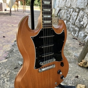 Gibson SG-3 Guitar of the week