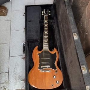 Gibson SG-3 Guitar of the week