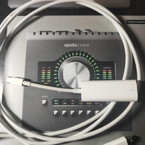 Apollo UAD MKII thunderbolt + Cable thunderbolt + Adaptateur thunderbolt