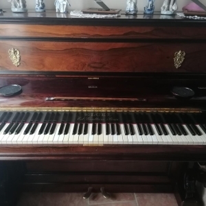 Piano Elcké