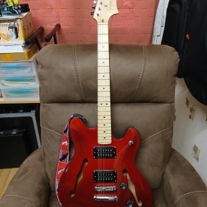 Squier by Fender Starcaster Affinity Candy