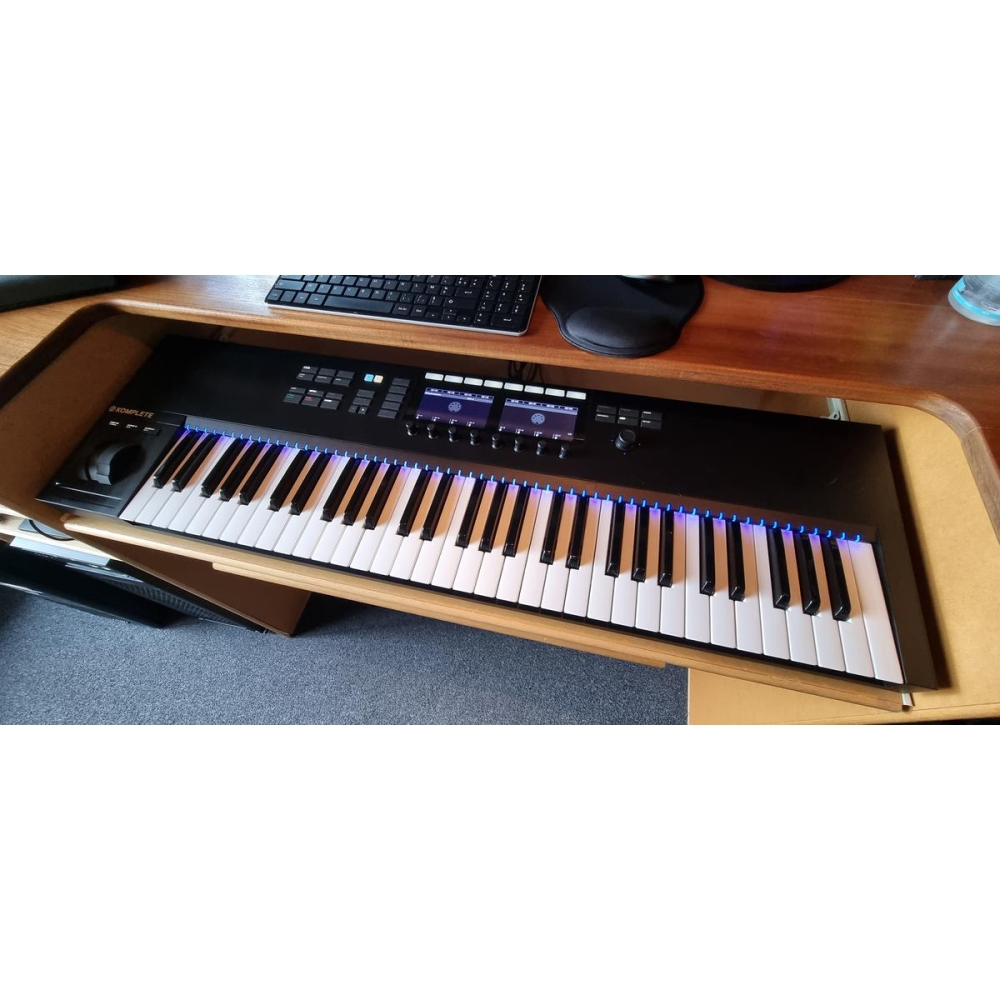 Native Instruments Komplete Kontrol S61 MK2