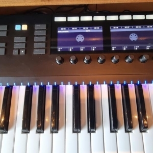 Native Instruments Komplete Kontrol S61 MK2