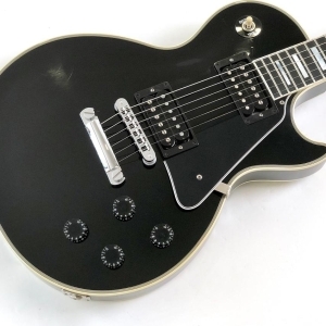 Gibson Les Paul Custom with Chrome Hardware