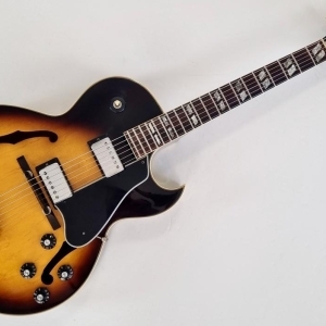 Gibson ES-175D