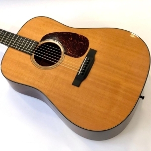 Martin Standard Series D-18