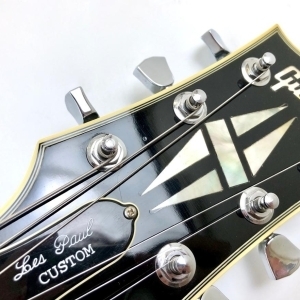 Gibson Les Paul Custom with Chrome Hardware