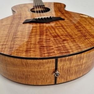 Taylor K65ce