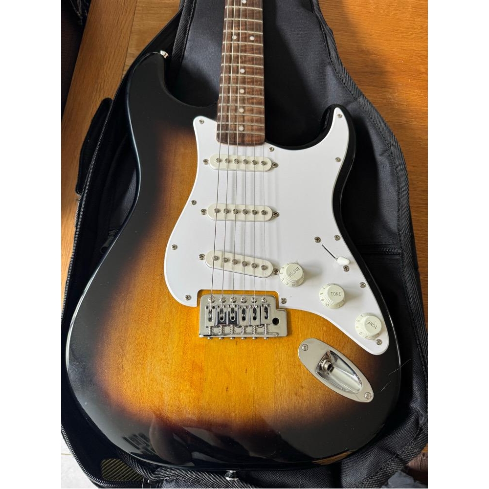 Squier by Fender pack guitare électrique