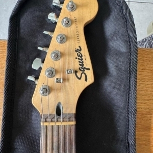 Squier by Fender pack guitare électrique