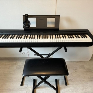 Yamaha Piano P45