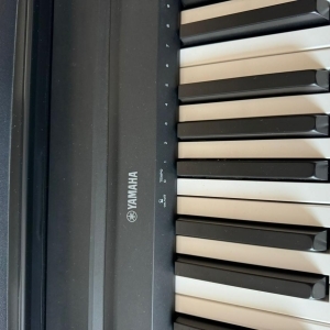 Yamaha Piano P45