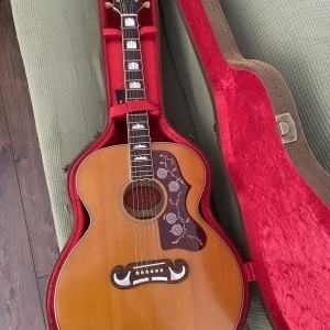 Epiphone EJ 200  Masterbuilt