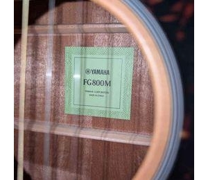 GUITARE YAMAHA FG800M