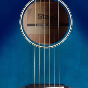 Guitare dreadnought Slope Shoulder électro-acoustique, pan couplé, bleu transparent