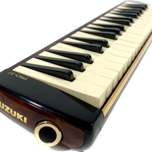 Melodica Suzuki PRO-37V2