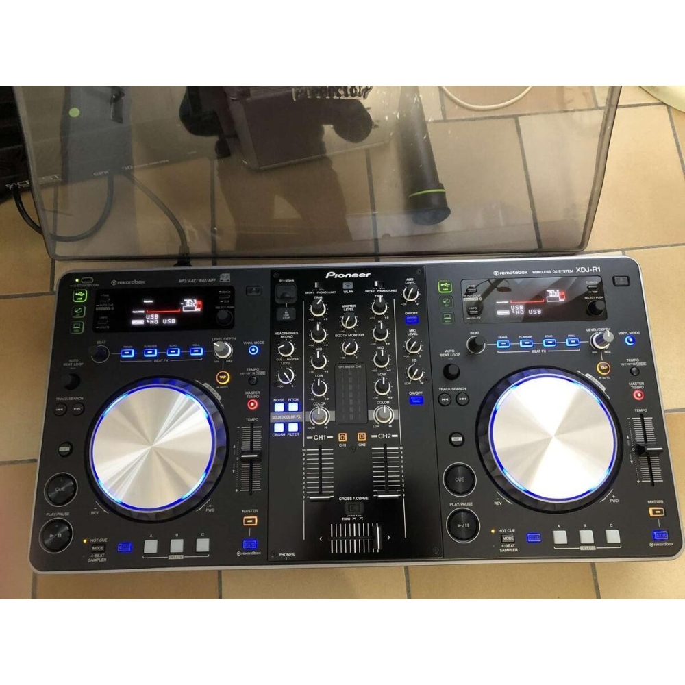 Pioneer XDJ-R1