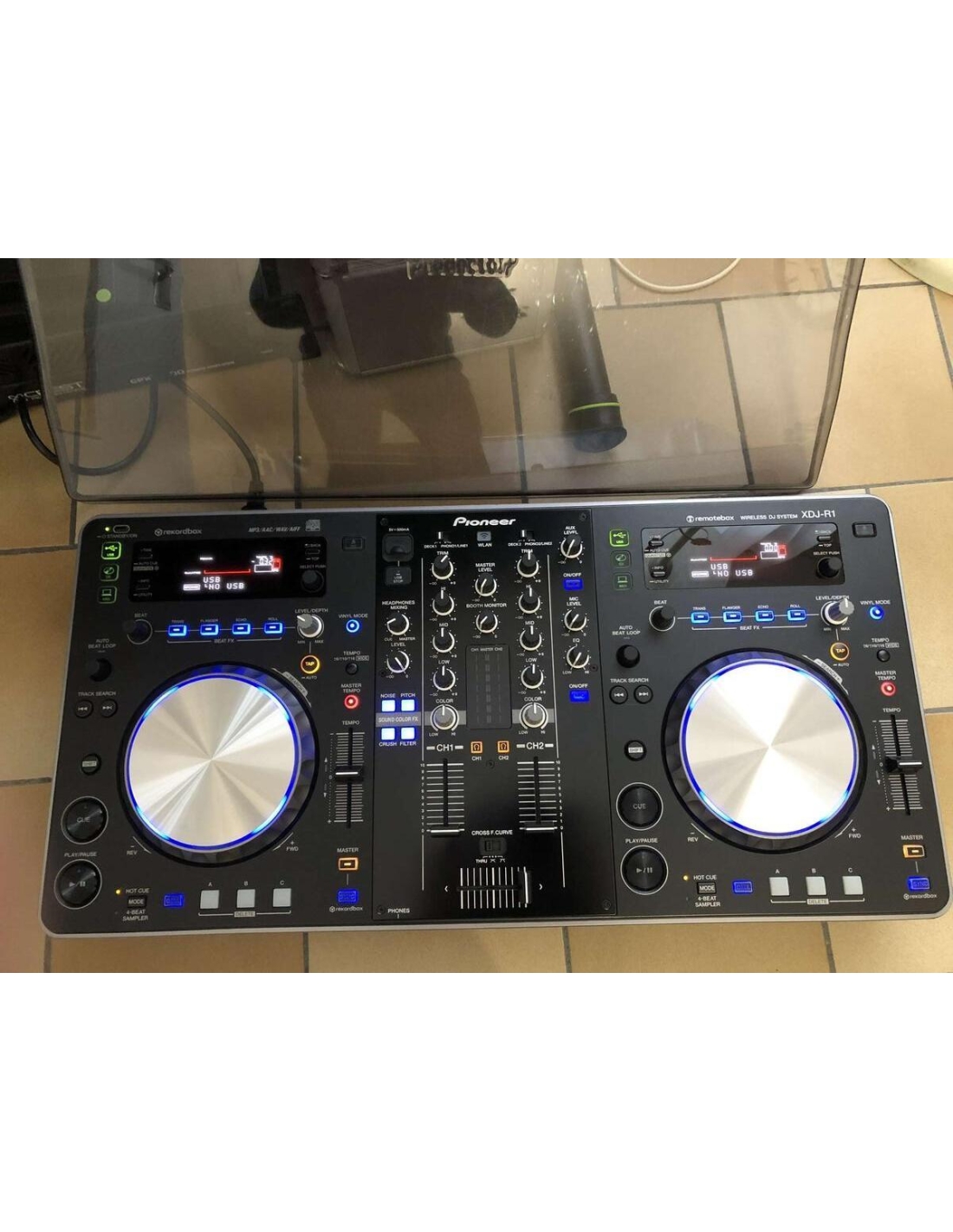 Pioneer XDJ-R1