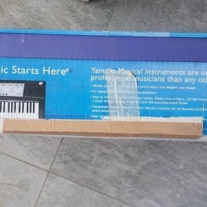 Yamaha YPT-200