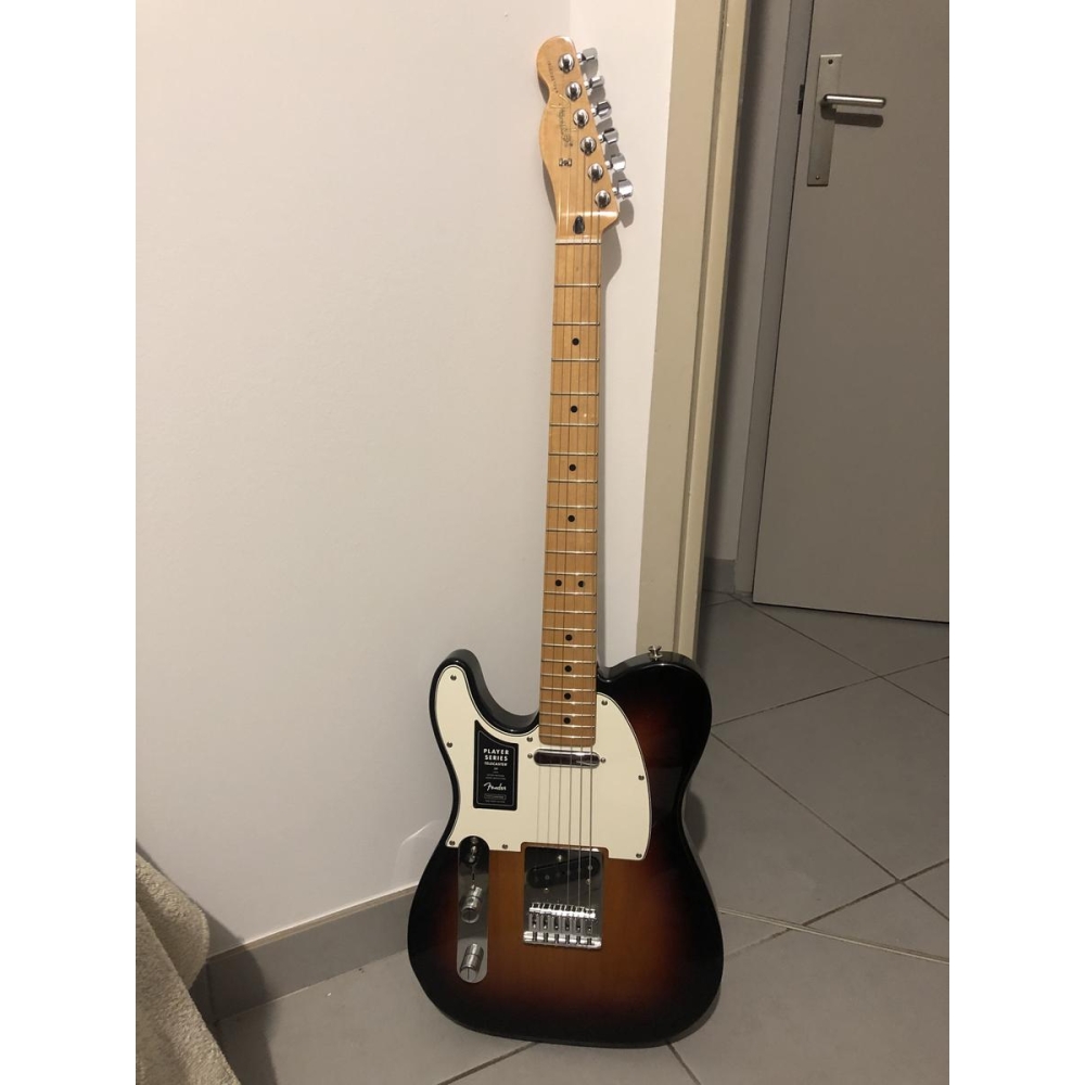 Fender telecaster player séries 3 tons sunburst (gaucher)