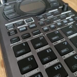 Roland SP-404 mk2