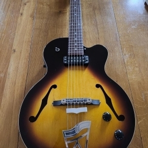 Vox VGA 3d archtop