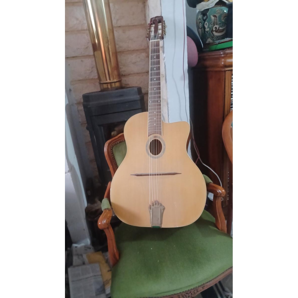 Art Luthier Guitare jazz manouche