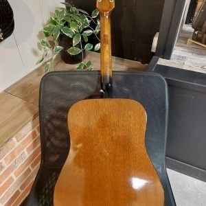 Guitare folk Gibson J40 1974-1975