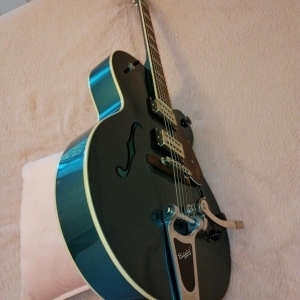 Gretsch G2420T