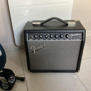 Shiver guitare électrique + ampli Fender