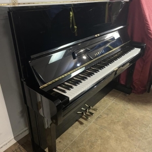 Yamaha U3 píano droit professionnel.