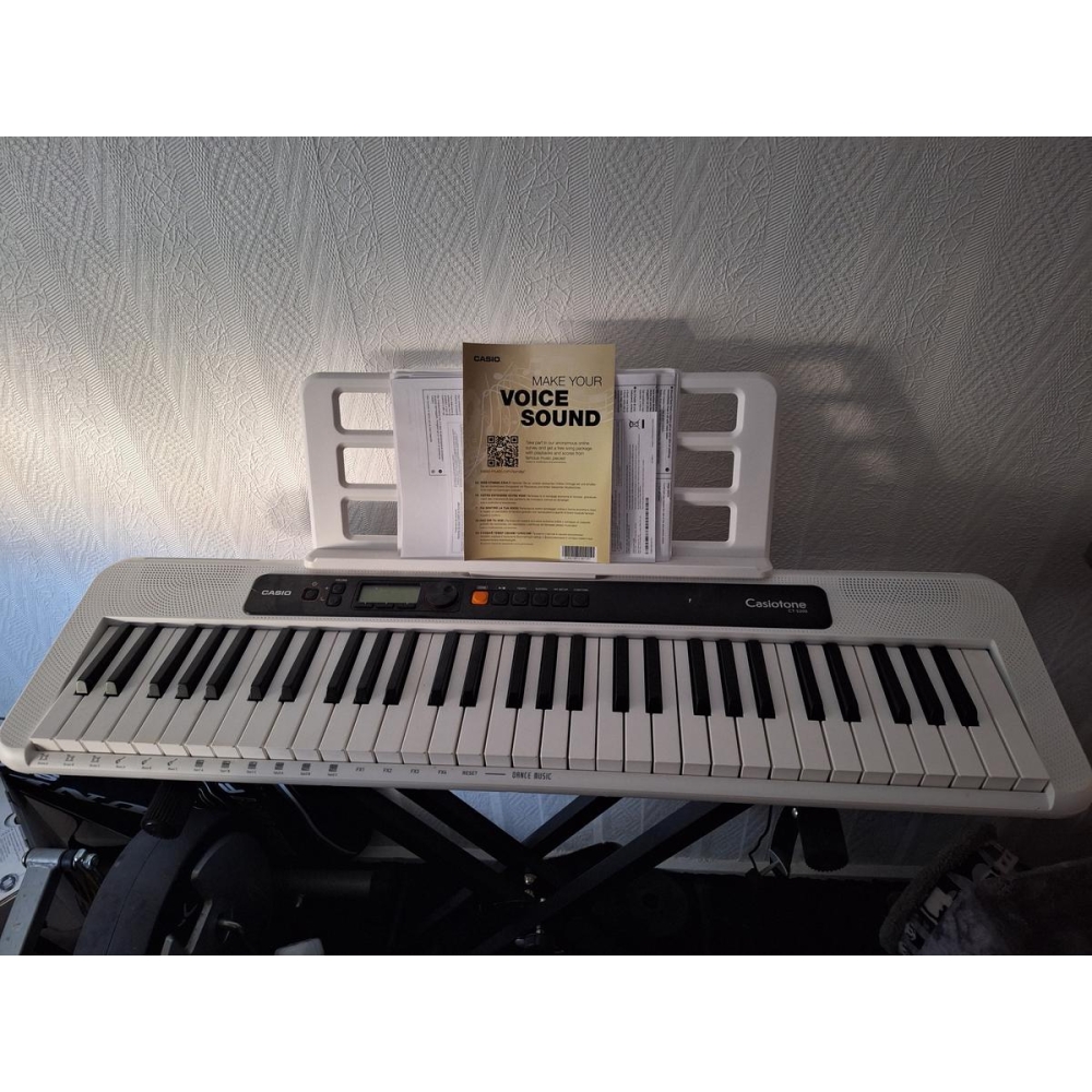 Casio CT-S200