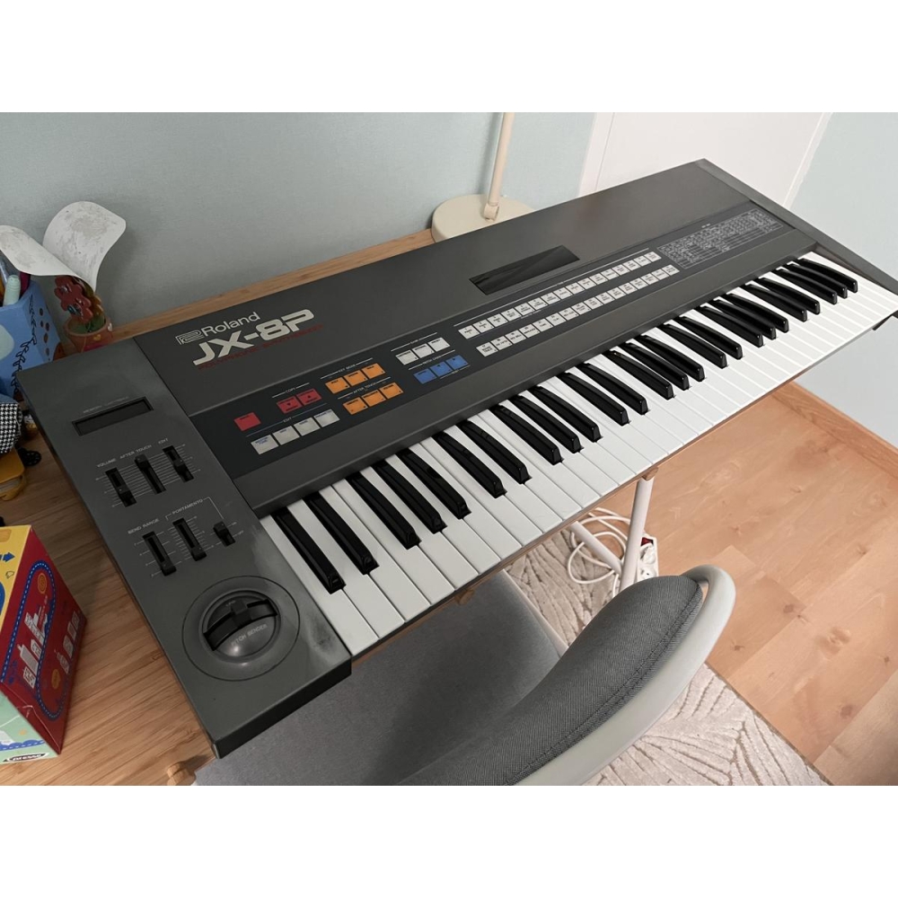 Roland JX-8P + DT800