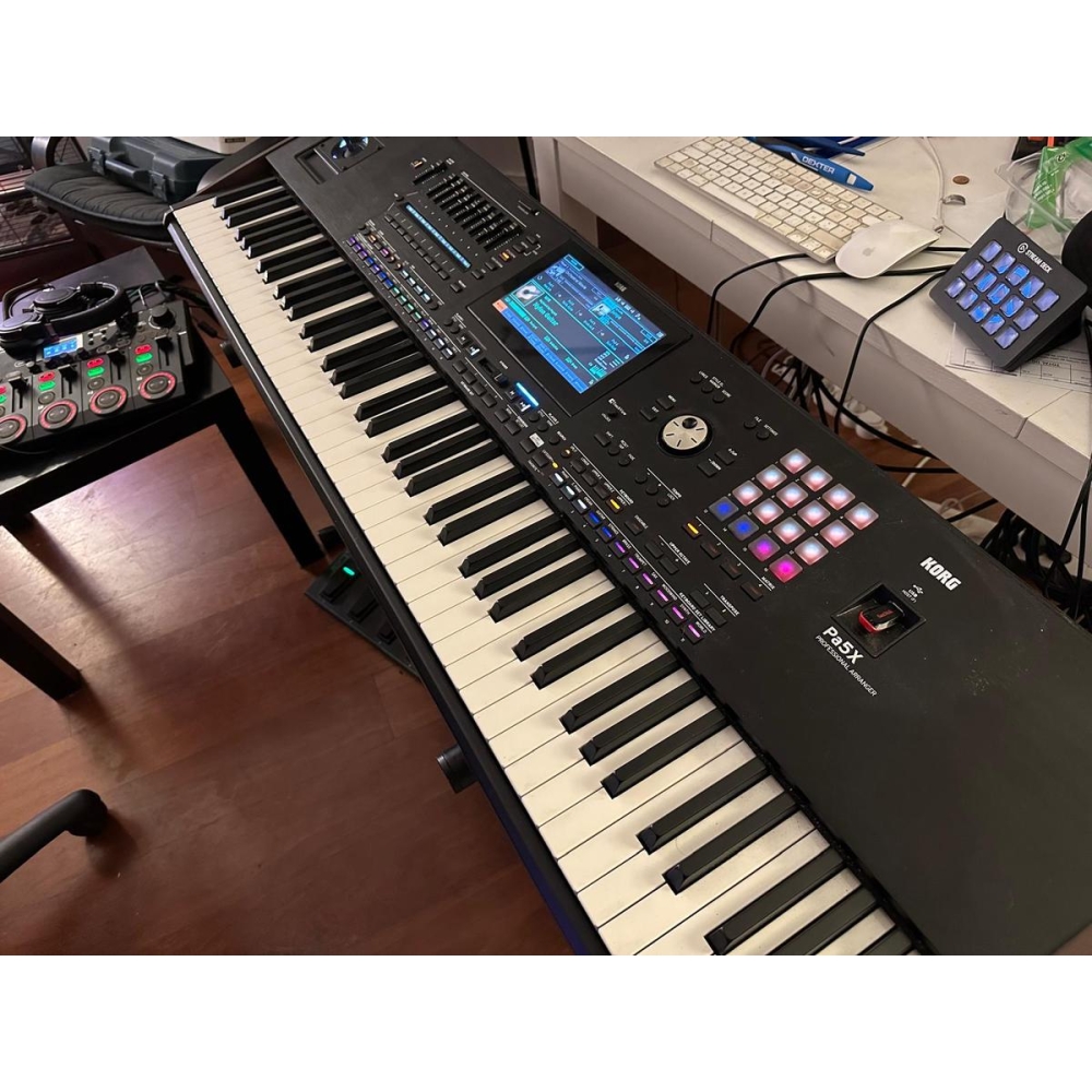 Korg PA5X-88 Synthesizer/Arrangeur