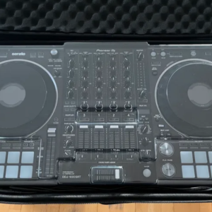 Contrôleur DJ –Pioneer DDJ 1000