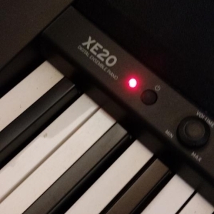 Korg XE 20