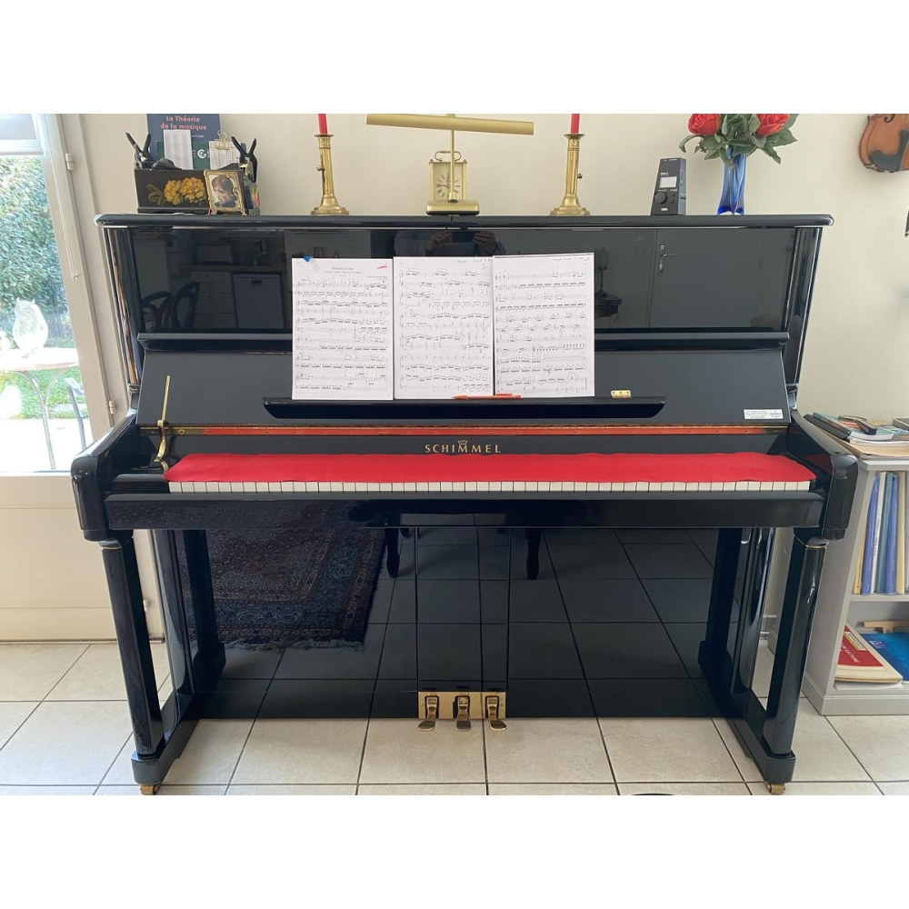 Schimmel piano droit de concert