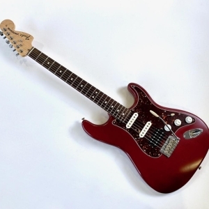 Fender Highway One Stratocaster HSS with Rosewood Fretboard 2007 Midnight Wine Transparent