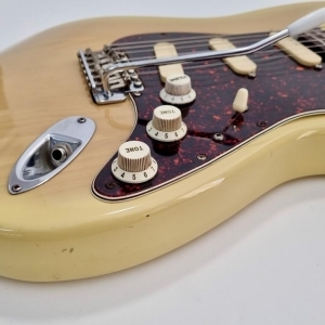 Fender Strat Plus Deluxe with Rosewood Fretboard 1994 Vintage Blond