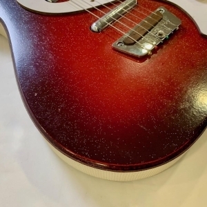 Silvertone 1457 Redburst 1965