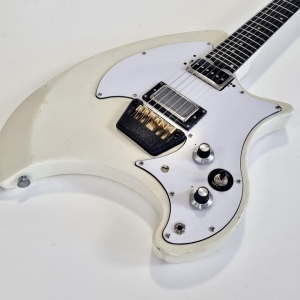 Ovation 1251 Breadwinner 1975 White