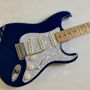 Fender Stratocaster Hybrid 2019 Indigo