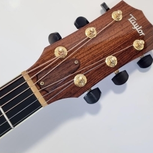 Taylor DN7 Natural 2012 Dreadnought