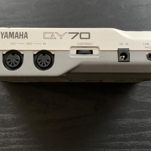 YAMAHA QY 70 Séquenceur - Arrangeur - Module de sons