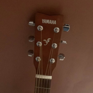 Yamaha Guitare acoustique