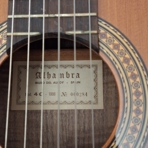 Guitare Alhambra 4C