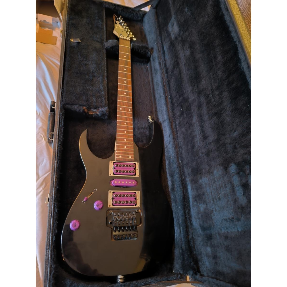 Ibanez rg pour gaucher.