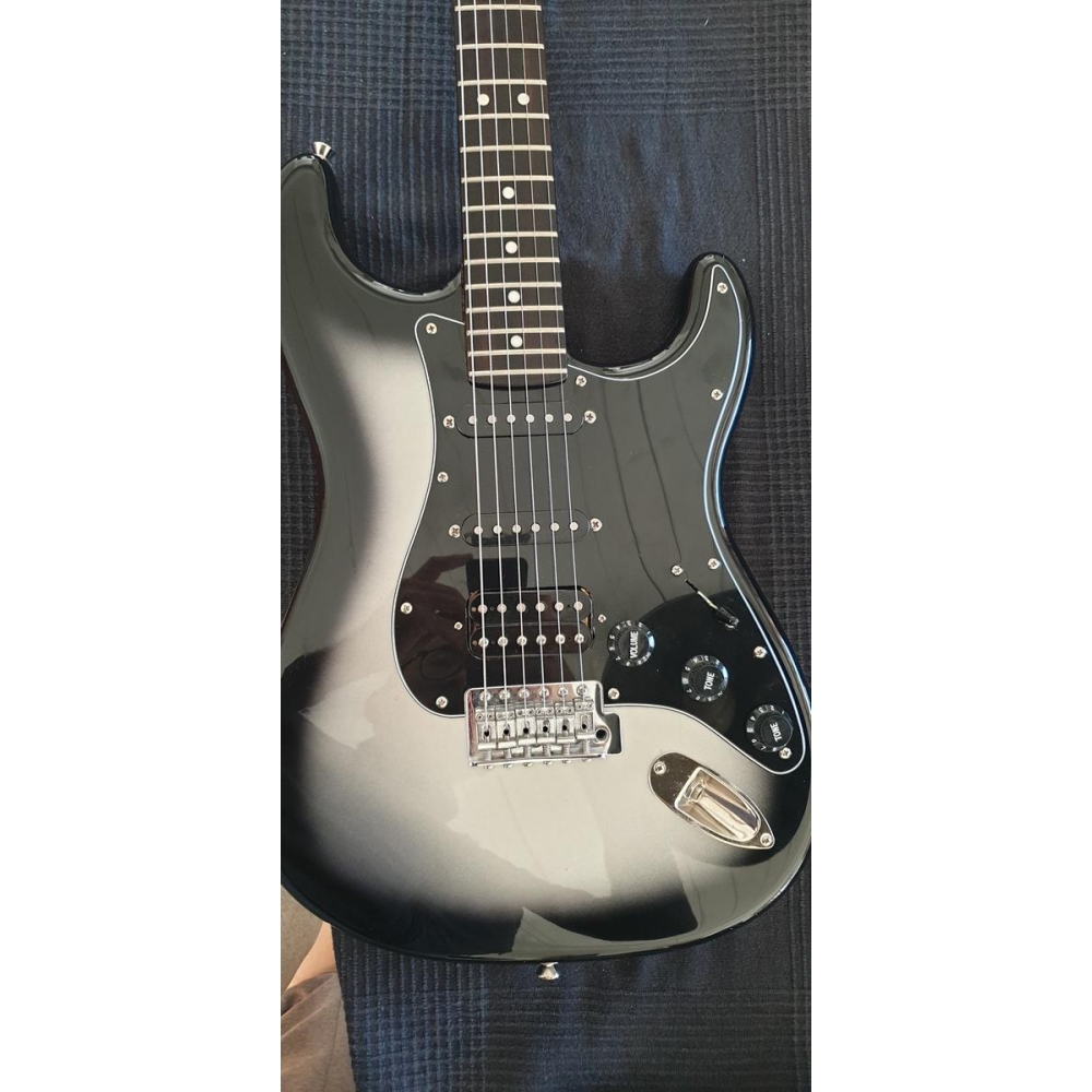 Fender Stratocaster® HSS Modern Player